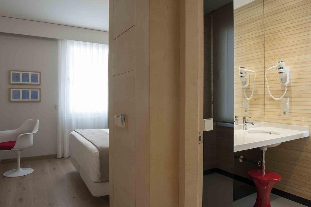 San Gil Plaza Hotel Zamora Room photo
